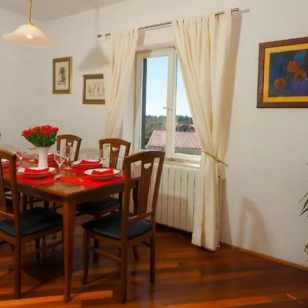 Willa Antonija - Four-bedroom With Terrace And Private Pool Čilipi