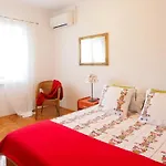 빌라 Antonija - Four-bedroom With Terrace And Private Pool