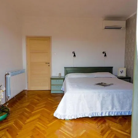 Antonija - Four-bedroom With Terrace And Private Pool Villa Čilipi