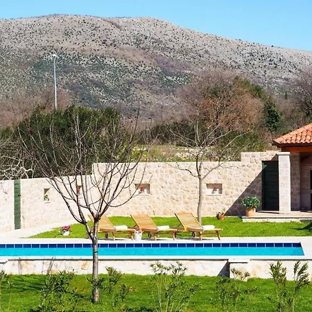 Antonija - Four-bedroom With Terrace And Private Pool Villa Čilipi