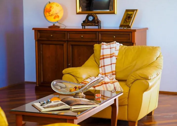 Antonija - Four-bedroom With Terrace And Private Pool * Čilipi