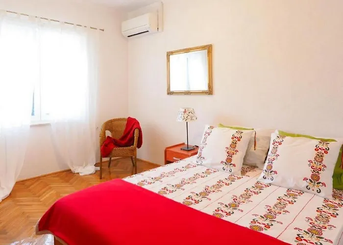 Villa Antonija - Four-bedroom With Terrace And Private Pool